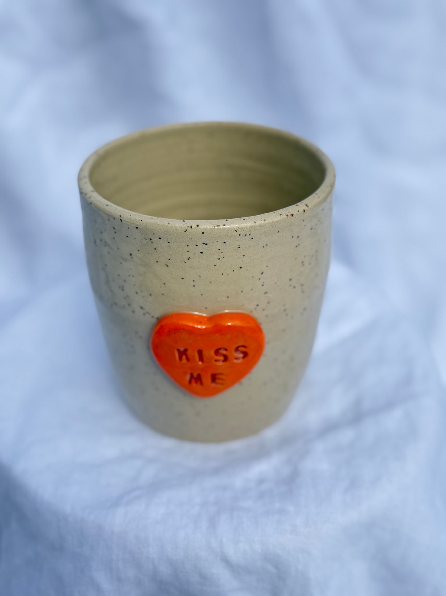 ‘Kiss Me’ tumbler