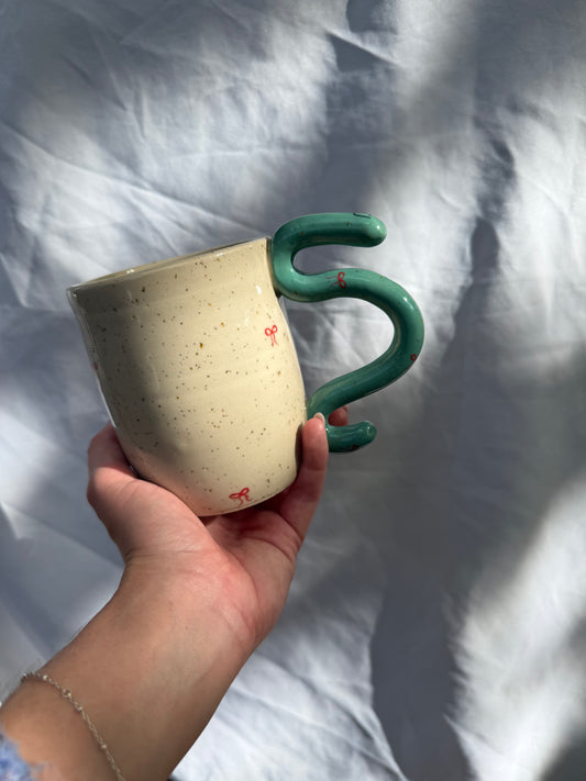 Worm mug- Bow Edition