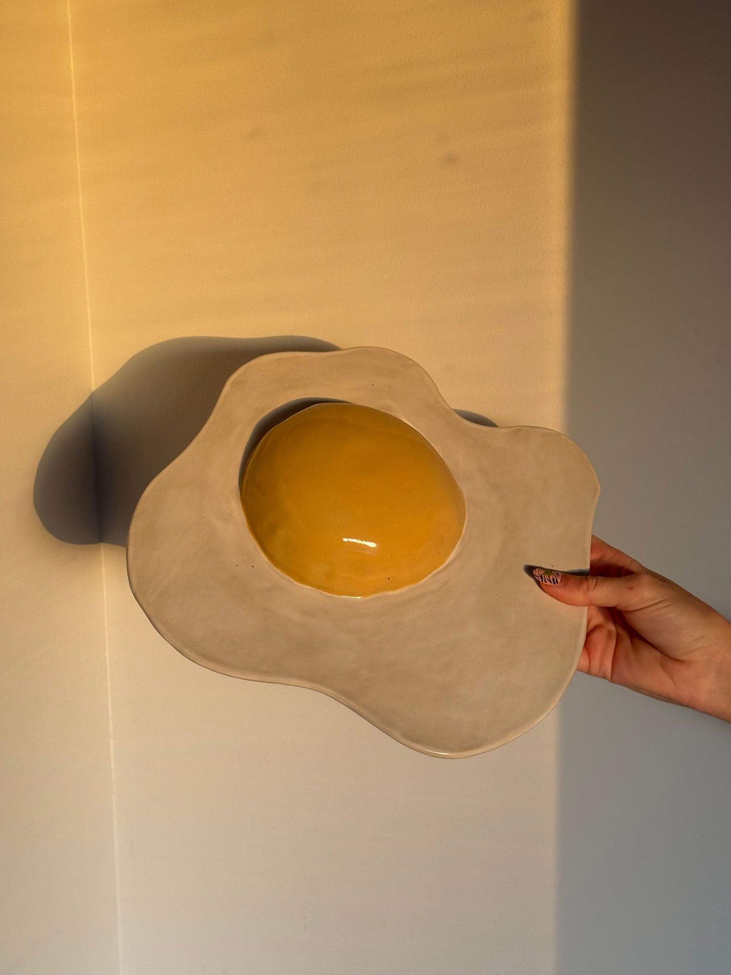 Wall Egg