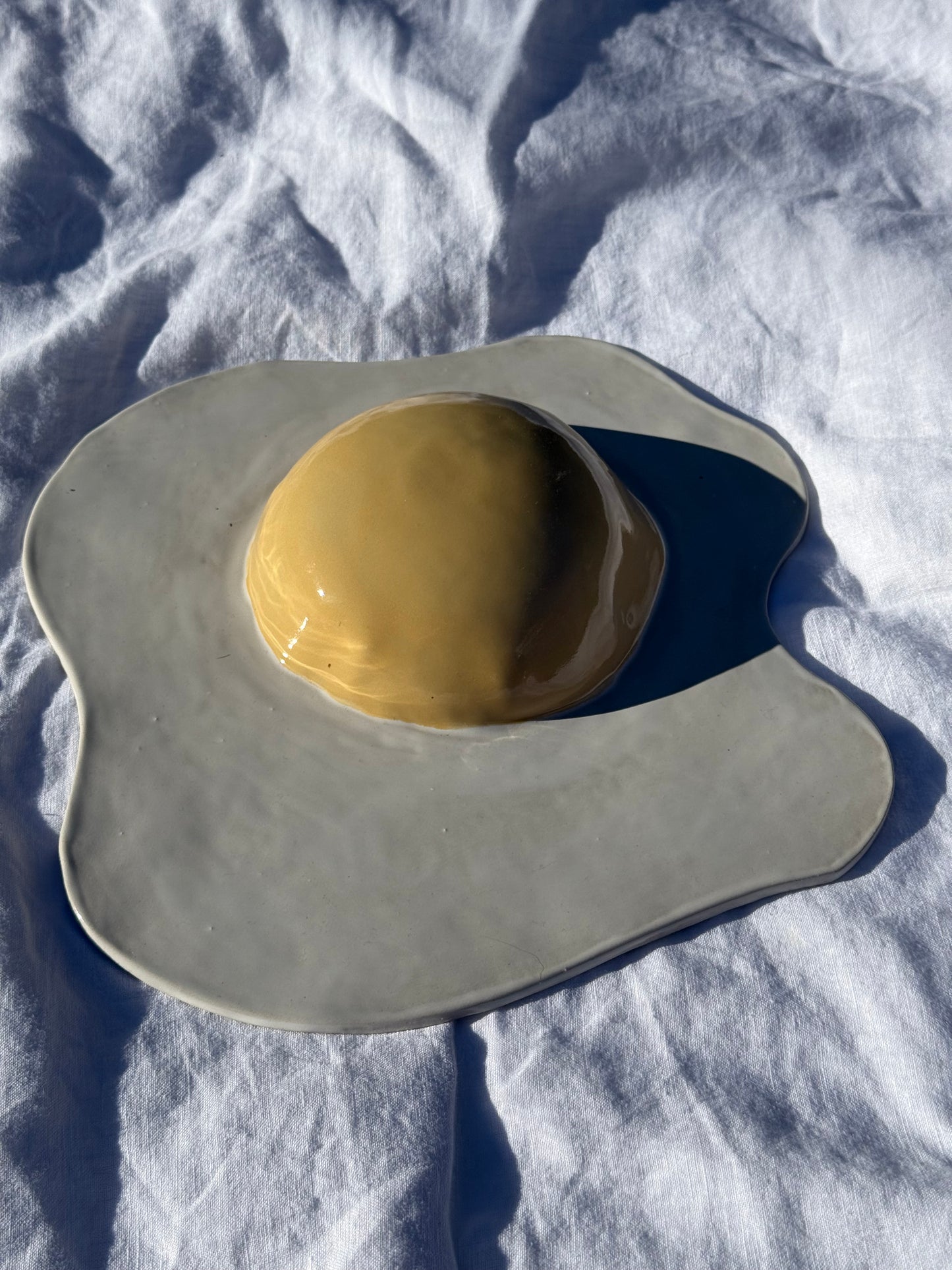 Wall Egg