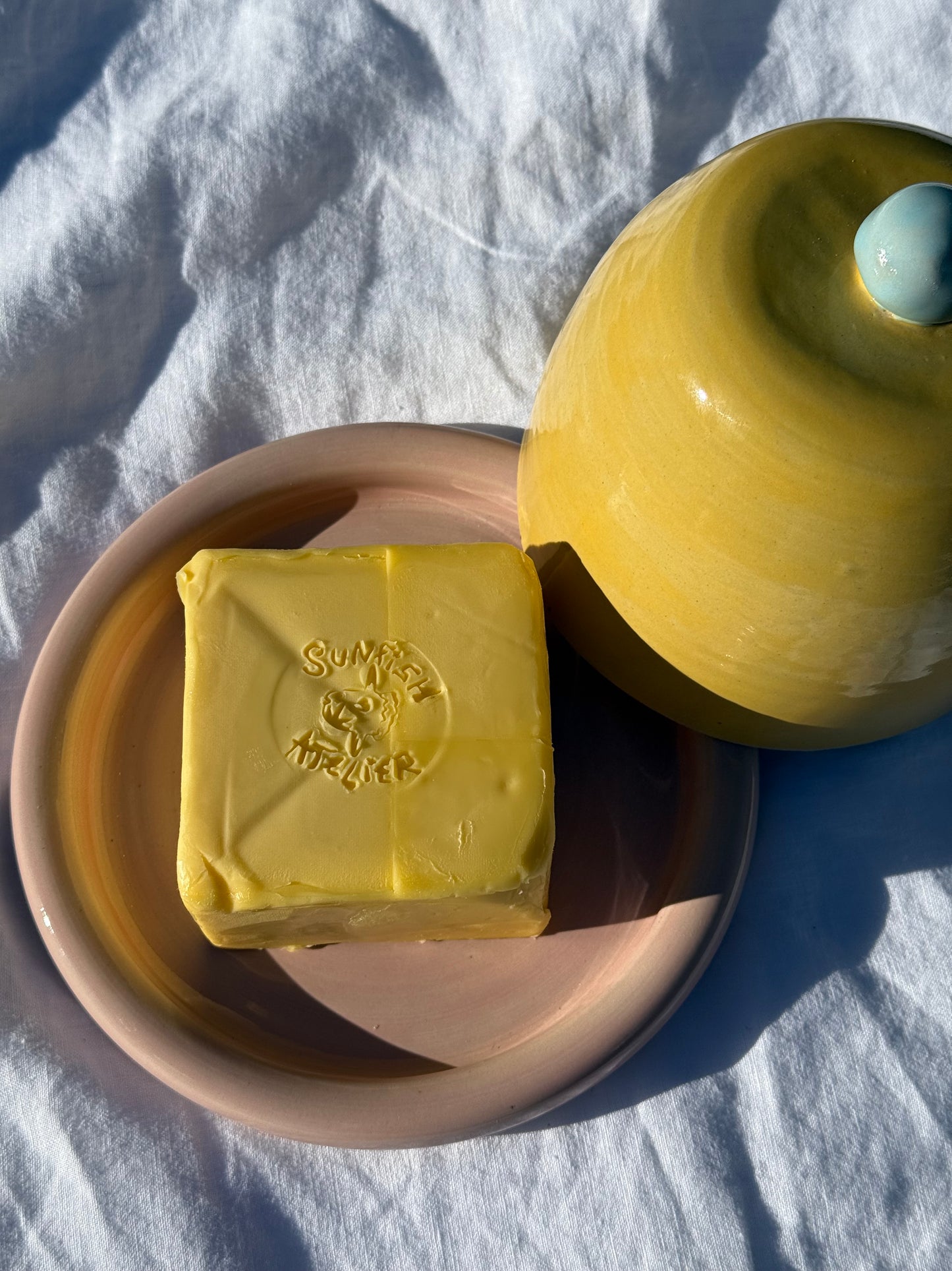 Butter dish - Pink + yellow + blue